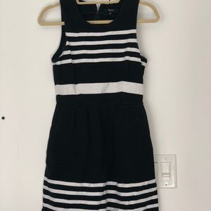 Madwell Striped Black White Dress Cute Comfortable